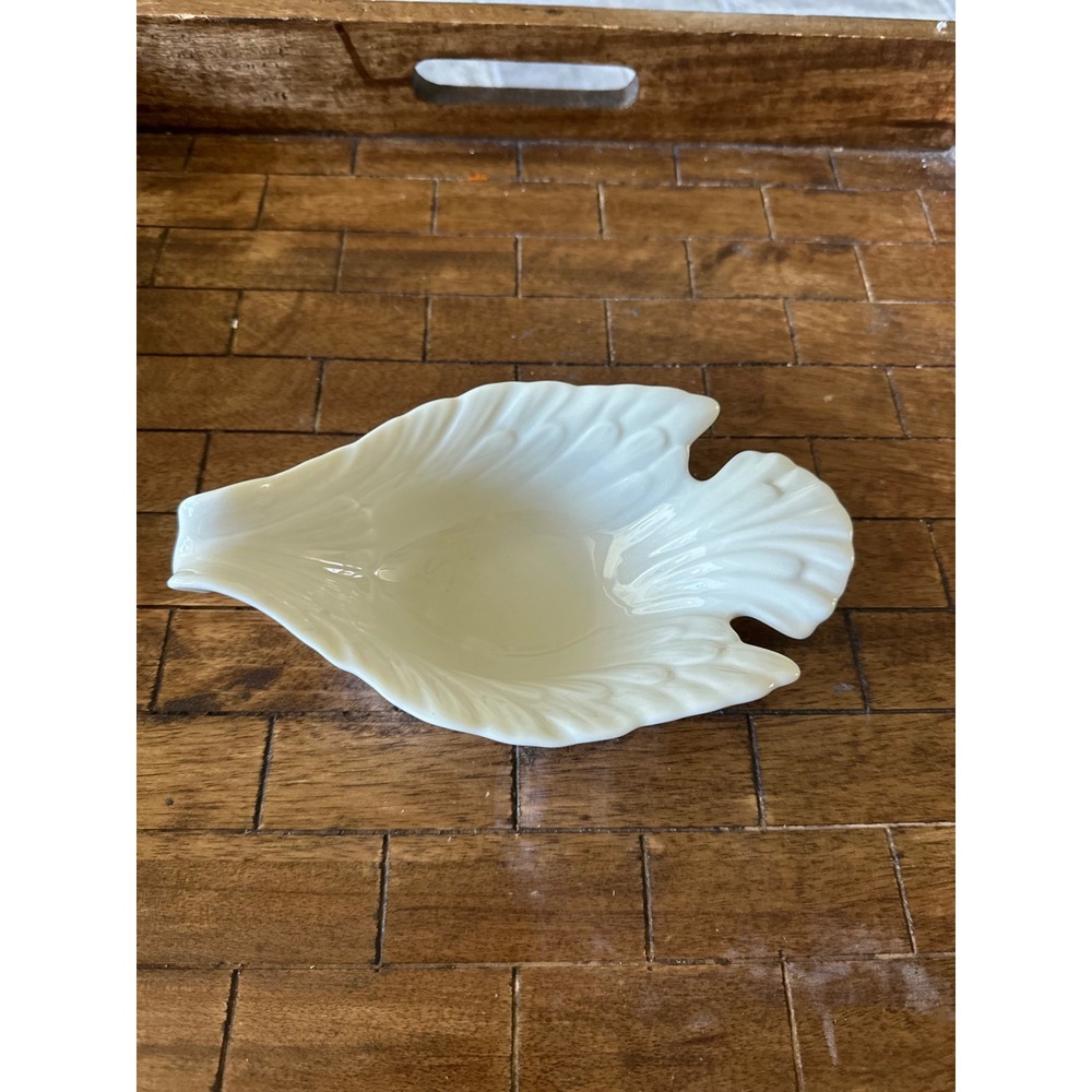 Lenox Special Ivory‎ Bone China Bird Swan Nut Candy Dish Made in USA Vintage EUC